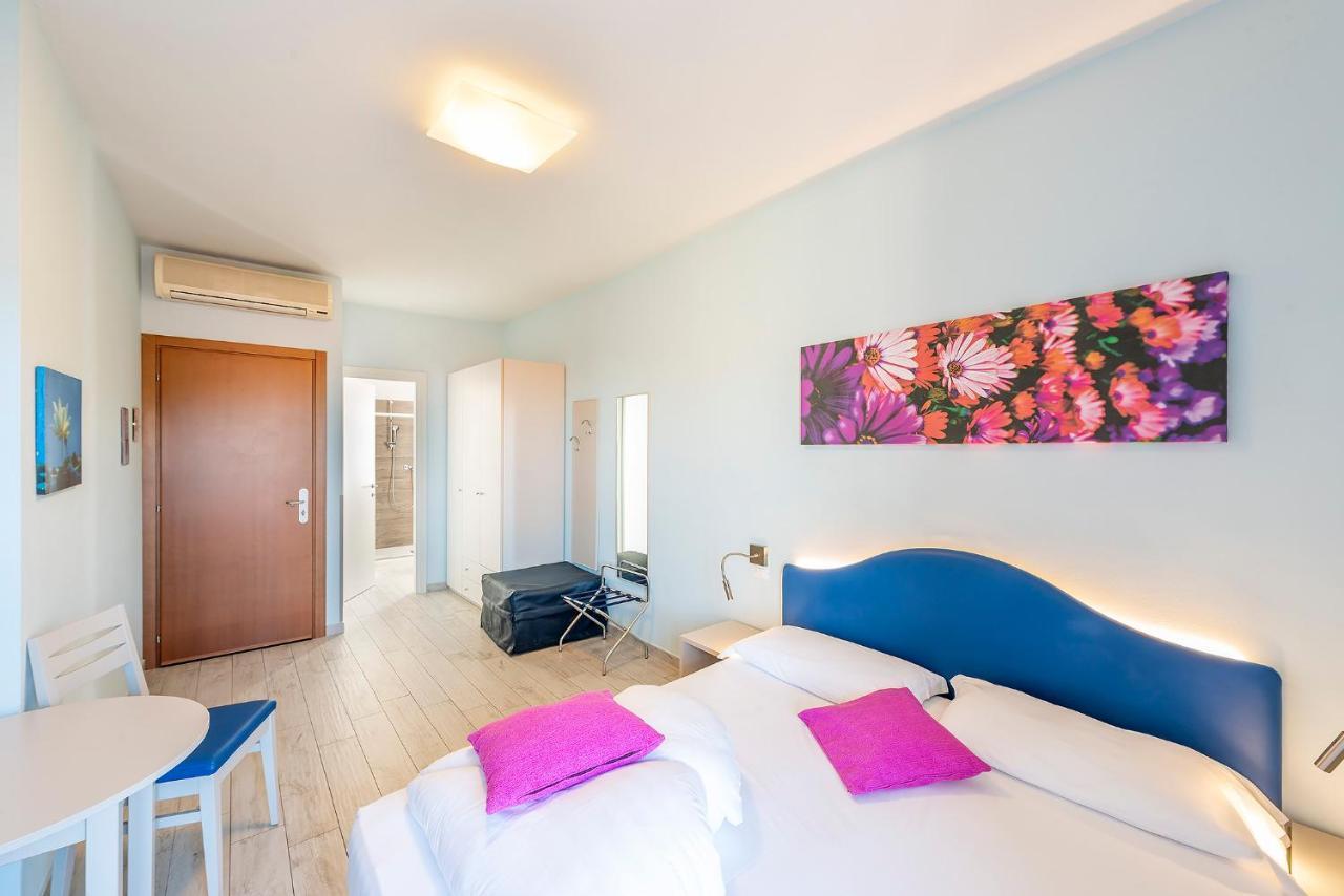 Hotel Firenze 3 Stelle Superior Brenzone sul Garda Kültér fotó
